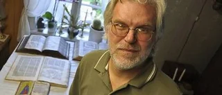 30 års bibelsamlande ställs ut