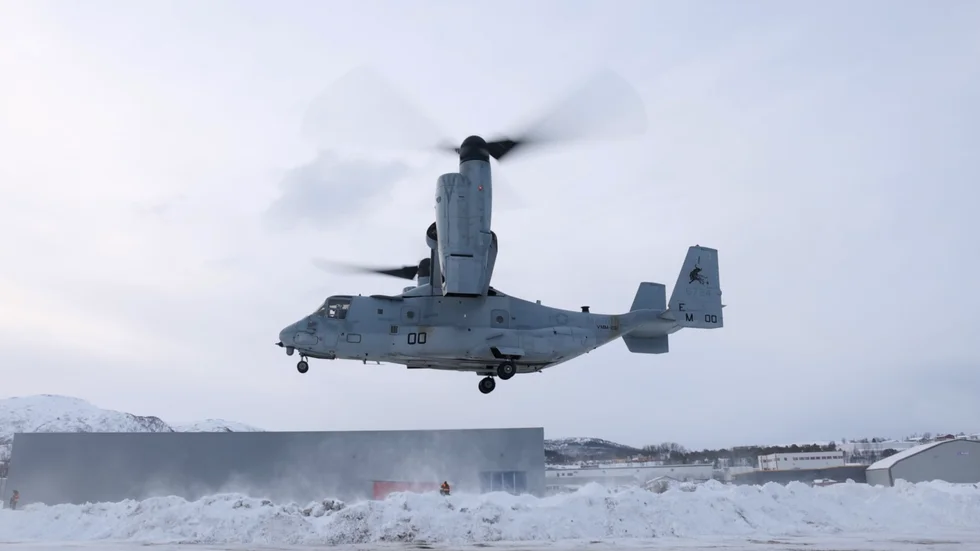 En bild från det norska försvaret av det försvunna flygplanet av modellen Bell Boeing V-22 Osprey. Bilden är tagen tidigare i år.