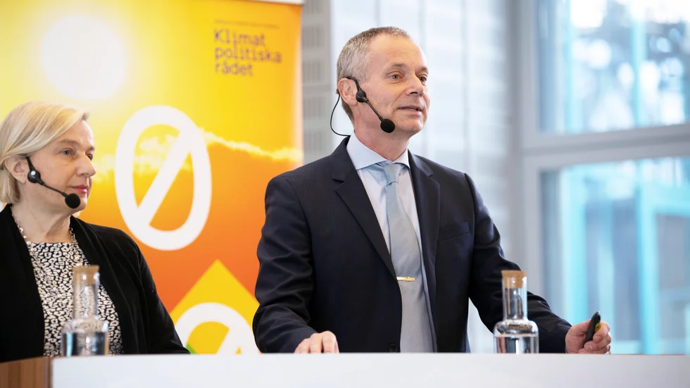 Klimatpolitiska rådets vice ordförande Cecilia Hermansson och ordförande Johan Kuylenstierna.