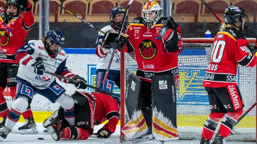 Sara Grahn spikade igen i första semifinalen mot Linköping HC.