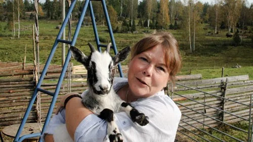 Ann-Charlotte Svensson tar hand om djur och handikappade på sin gård i Getterum sedan ett år tillbaka. I helgen firades ettårsdagen med öppet-hus.