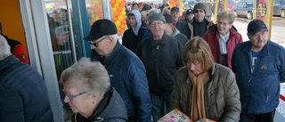 Många köade till nya varuhuset