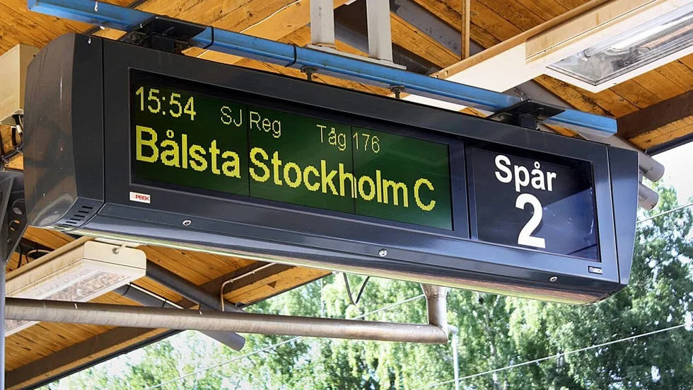 Tvärstopp på Mälarbanan i juli när byggarbetare ersätter tågen på rälsen.