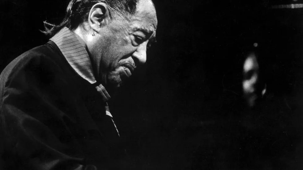 Duke Ellington avled drygt ett halvår efter sin sista Sverigekonsert som blev framträandet i Uppsala 28 oktober 1973.