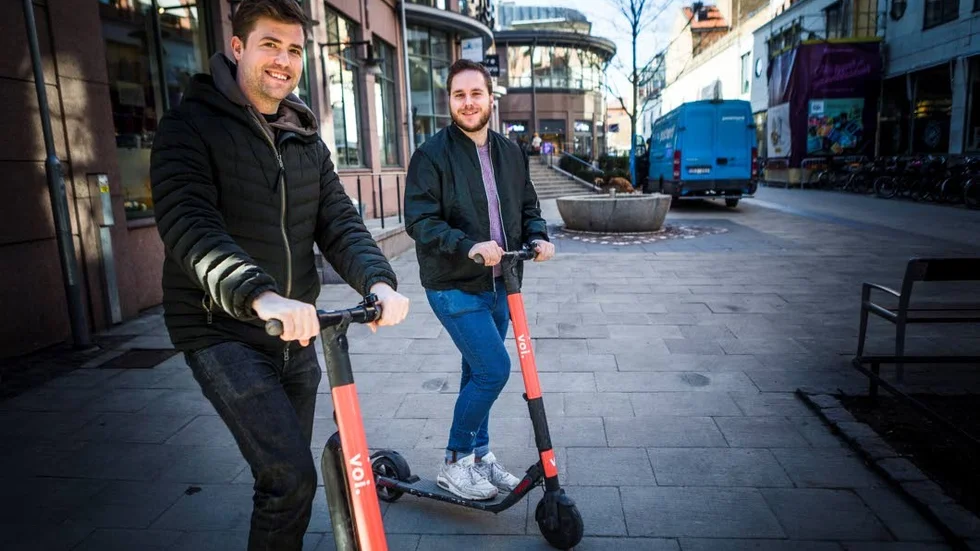 André Karlsson och Markus Oja är inte rädda att ramla och slå sig när de åker.