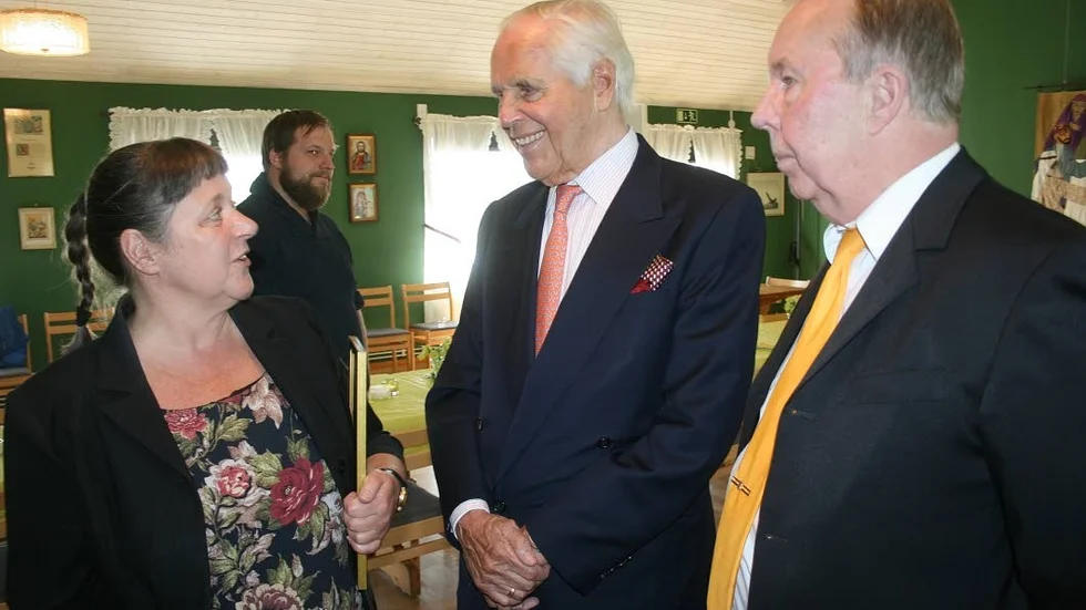 Pratar minnen. Cari Hildebrand, Anders Wall och Kurt Rickard Lindgren pratar minnen från den intensiva kampanjen som ledde fram till Heby kommuns länsbyte för tio år sedan.