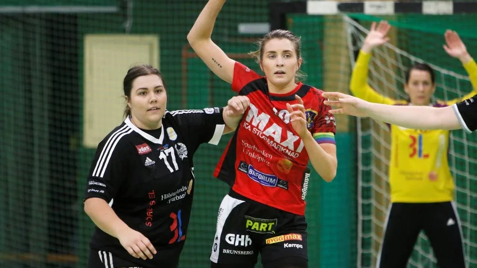 Tillbaka? Matilda Widén flyger med till Norrland.