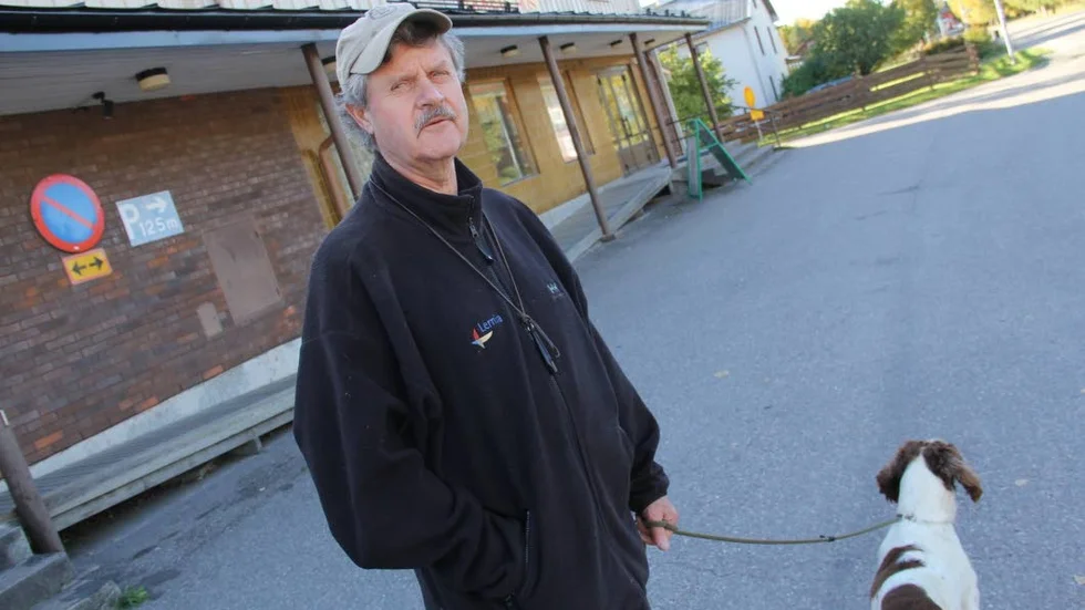 - Jag tycker vi skall hjälpa de här människorna som är på flykt undan krig. Jag ställer inte upp på någon främlingsfientlighet, säger Kjell Lindqvist som flyttade till Tärnsjö för åtta år sedan.