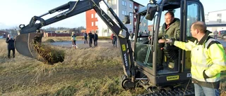 Kommunalrådet lärde sig gräva