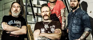 Mustasch till Uppsala
