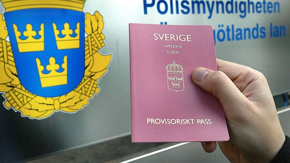 FÖRFALSKNING. Mannen gick bet när han försökte skaffa pass till barnen.