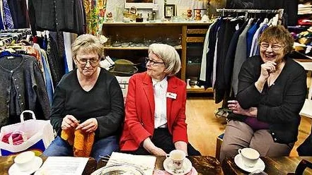 Margareta Green, Eva Hartzell, Gull-Maj Ericson i Enköping.