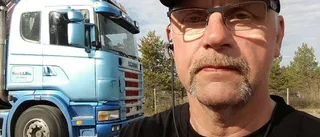 Oklart vem som ska ta bort renkadavren