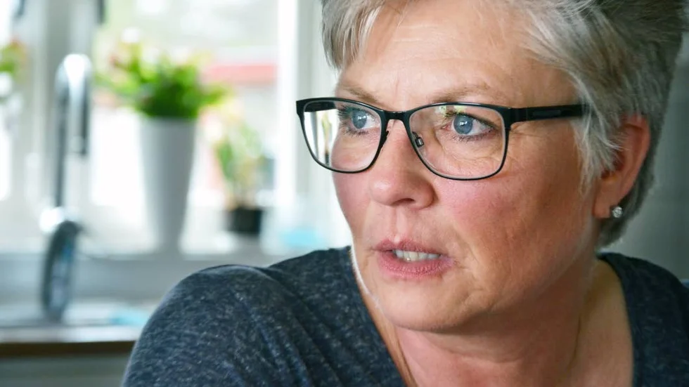 Birgitta Persson (S) mist själv en bror vid en trafikolycka på E10. Hon vill nu skaka liv i E10-gruppen igen.