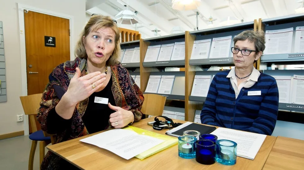 Kunskapsöverföring. Logopeden Lena Nilsson och psykologen Josefin Mannberg från Uppsala åkte ner till krigets Gaza där de utbildade föräldrar till barn med autism.