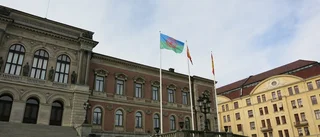 Romernas flagga hissas i Uppsala