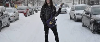 Ung gitarrist på musikalisk resa
