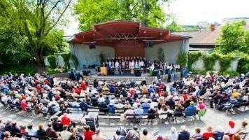 På lördag sänds finalen av Schlager-EM på storbildsskärm i Parksnäckan.