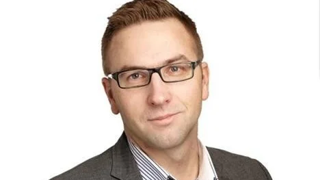Fredrik Malm (FP skriver tillsammans med Erik Scheller (FP).