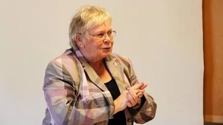 Kerstin Björck Jansson vill att fler ska ges möjlighet att arbeta heltid. "Det är en kvinnofråga", säger hon.