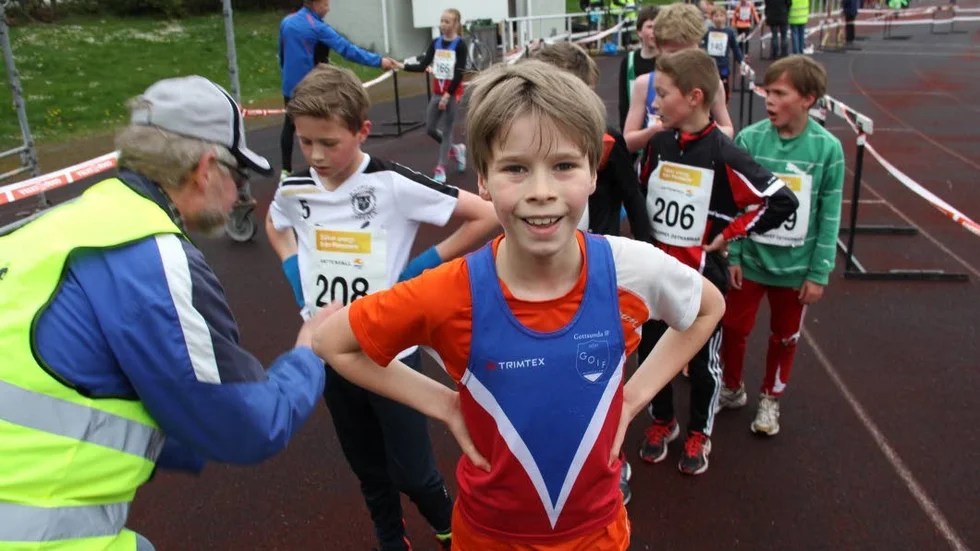 Alexander Ebbestad från Gottsunda vann pojkar till och med tio år på fina tiden 6 minuter och 15 sekunder.