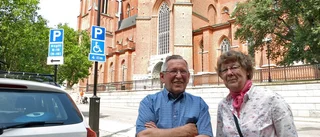 Lunch i skuggan av domkyrkan