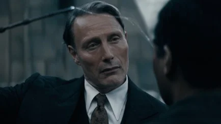 Mads Mikkelsen har tagit över rollen som skurken Grindelwald i den tredje filmen i "Harry Potter"-spinoffen "Fantastiska vidunder".