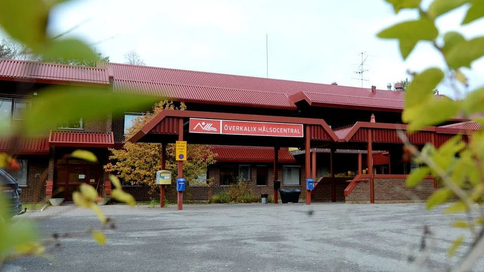 Samverkan mellan hälsocentralerna i Överkalix, Övertorneå och Haparanda ska säkra vården i östra Norrbotten.  Som ett första steg föreslås hälsocentralerna få en gemensam verksamhetschef.