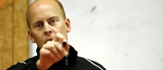 "Perfekt tid för att inte dra publik"