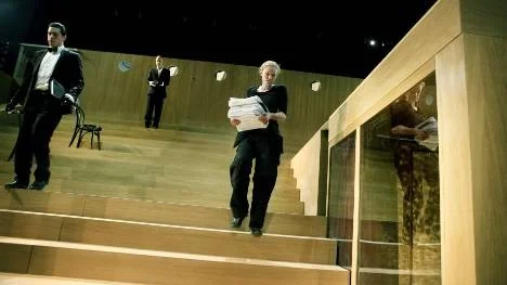 Mia Björner, scenograf.