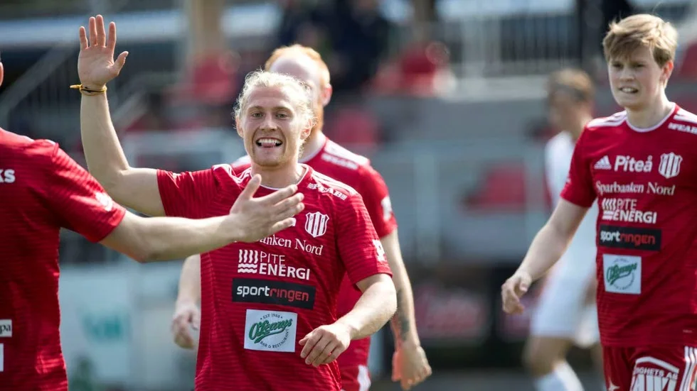 Gustav Rönnbäck Wallin öste in baljor.