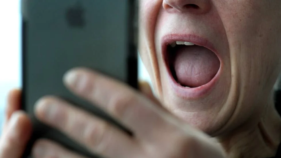 Med hjälp av mobilbilder och videosamtal ska nätläkarna ställa diagnos på patienten.