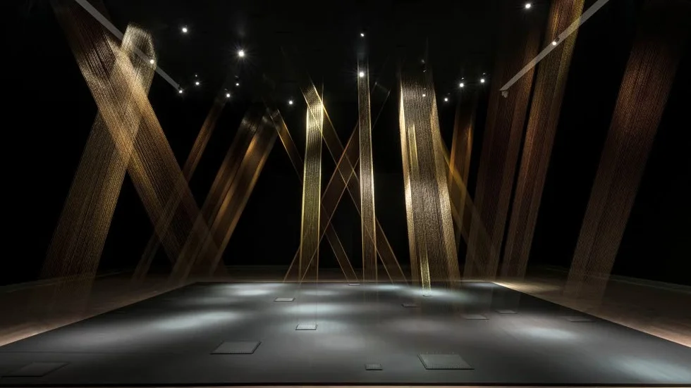 Utställning. Lygia Papes mäktiga installation "Ttéia 1,C". Till mitten av maj visas sydamerikansk konkret konst på Moderna museet.