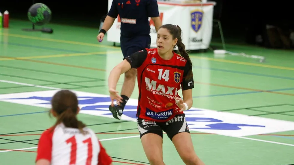 Tufft. Dunja Abu Moujeh och hennes EHS föll mot Borlänge.