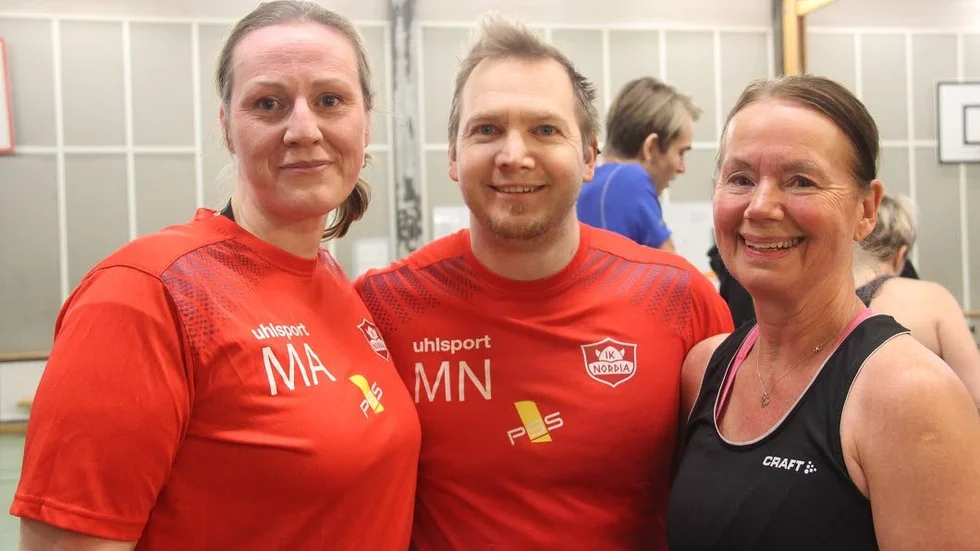 Glad trio. Marie Abrahamsson, Mattias Nordlund och Christine Reuterswärd tränar med IK Nordia.