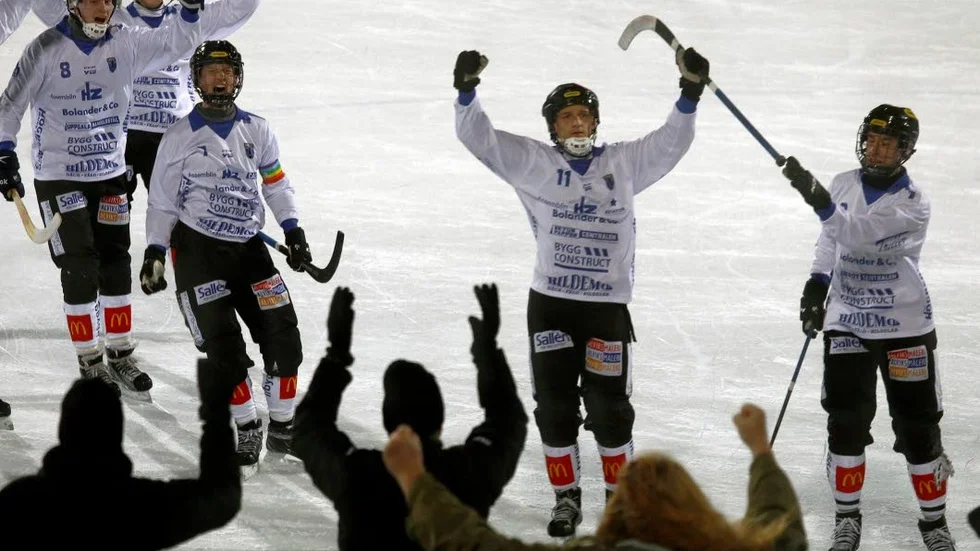 Siriusjubel efter  Marcus Kumpuojas avgörande.