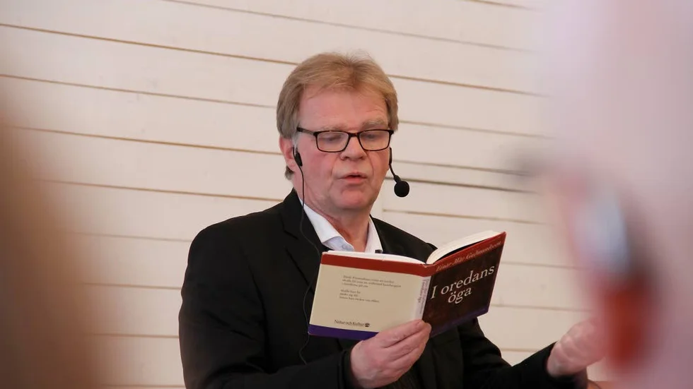 Einar Már Gudmundsson gladde publiken med högläsning och aforismer som "Berättarens roll är att ge våra hjärnor vingar".