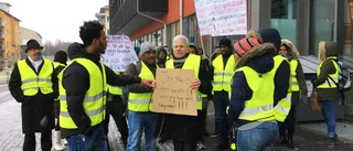 Efter protesterna – får bo kvar i Knivsta kommun