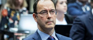 Stefan Hanna kallar till presskonferens