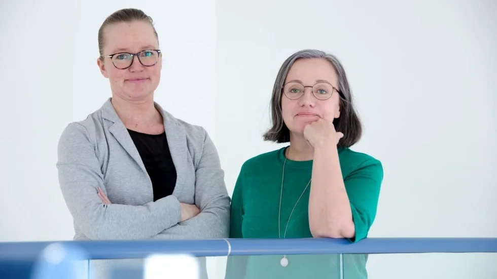 Linda Wårell och Kristina Ek, forskare i nationalekonomi vid Luleå tekniska universitet.