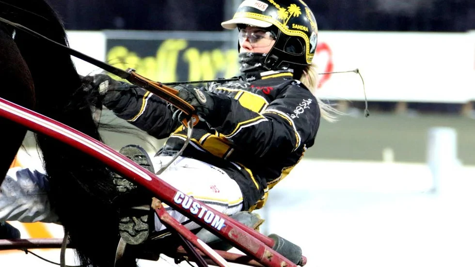 Sandra Eriksson körde hem tre nya segrar på Bodentravet under måndagen.