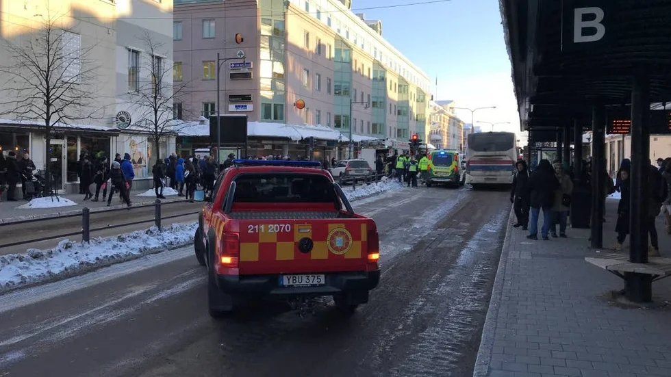 Förra årets första dödsolycka inträffade den 27 februari, när en kvinna i 80-årsåldern blev påkörd av en lastbil på Smedjegatan i Luleå. Totalt inträffade 14 trafikolyckor med dödlig utgång.