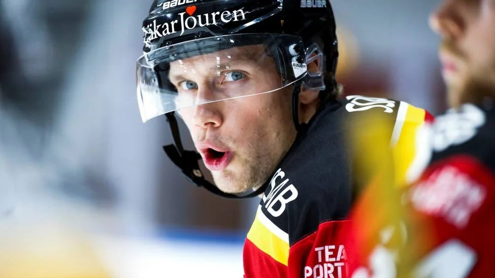 "Luleå Hockey har något bra på gång nu så där ligger all fokus#, säger Petter Emanuelsson.