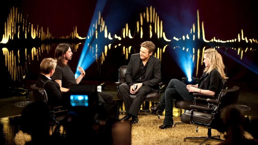 Ane Dahl Torp (till höger), här under en inspelning av "Skavlan", spelar mamman Alice i filmen.
