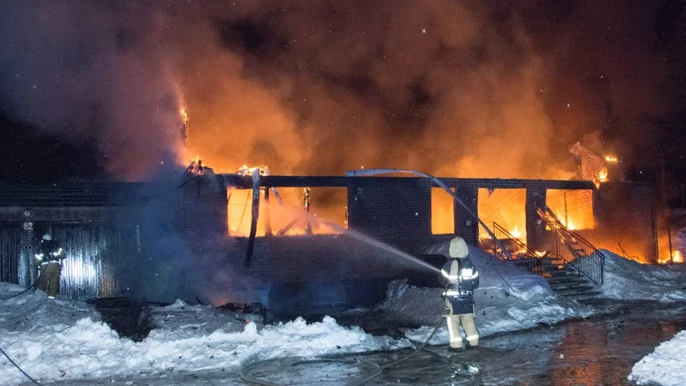 Villan i Gammelstan började först brinna vid 17-tiden på onsdagen. Senare på kvällen blossade elden upp igen och huset gick inte att rädda.