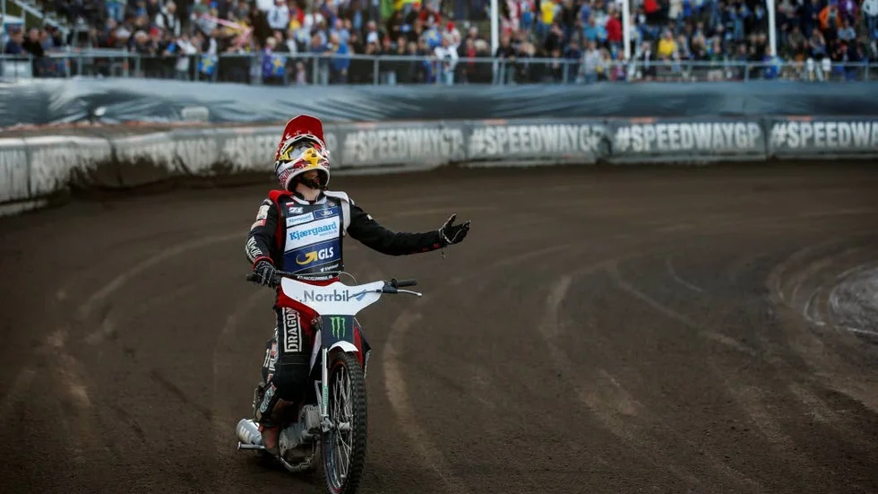 Maciej Janowski vann Hallstaviks första VM-tävling i speedway.
