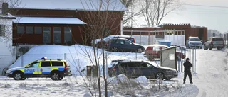 Polisen kommenterar razzian