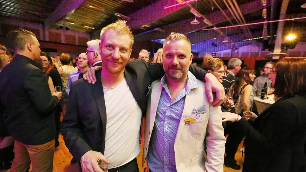 Jakob Englund och Peter Fagerlund tog hem priset som Årets företag för Upplands Projektbygg AB.