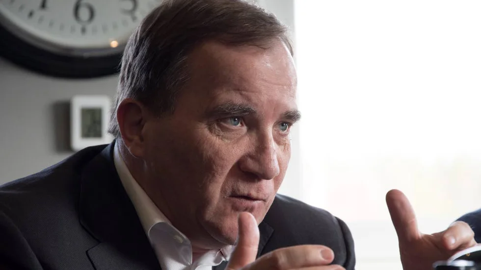 Landsbygdsfrågor måste genomsyra all politik för att glesbygden ska överleva, säger Stefan Löfven.