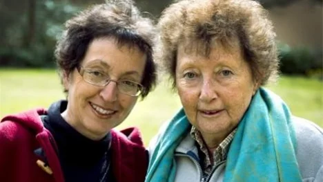 Systrarna Liliane Korb och Laurence Lefèvre.